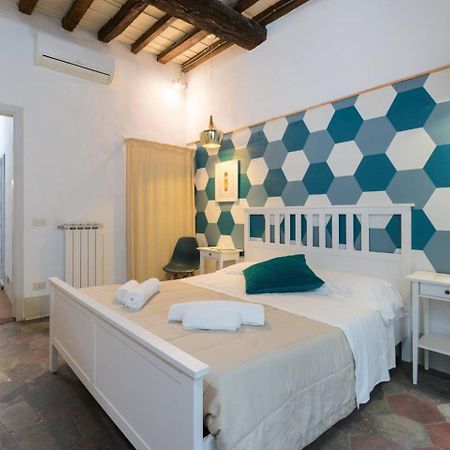 F4 - Santa Croce One Bedroom Flat 2 To 4 Guests Floransa Dış mekan fotoğraf